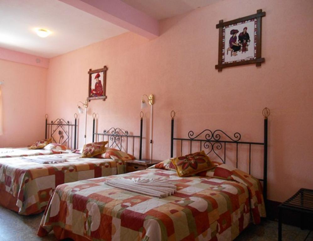 Hotel El Chaparral Panajachel Quarto foto