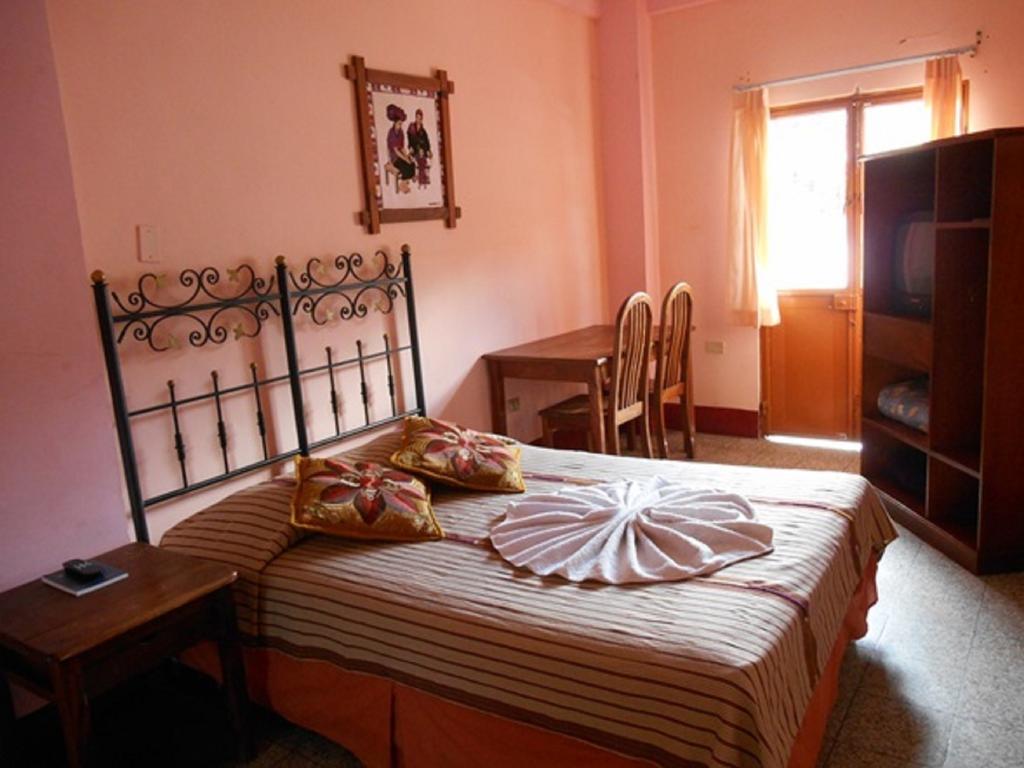 Hotel El Chaparral Panajachel Quarto foto